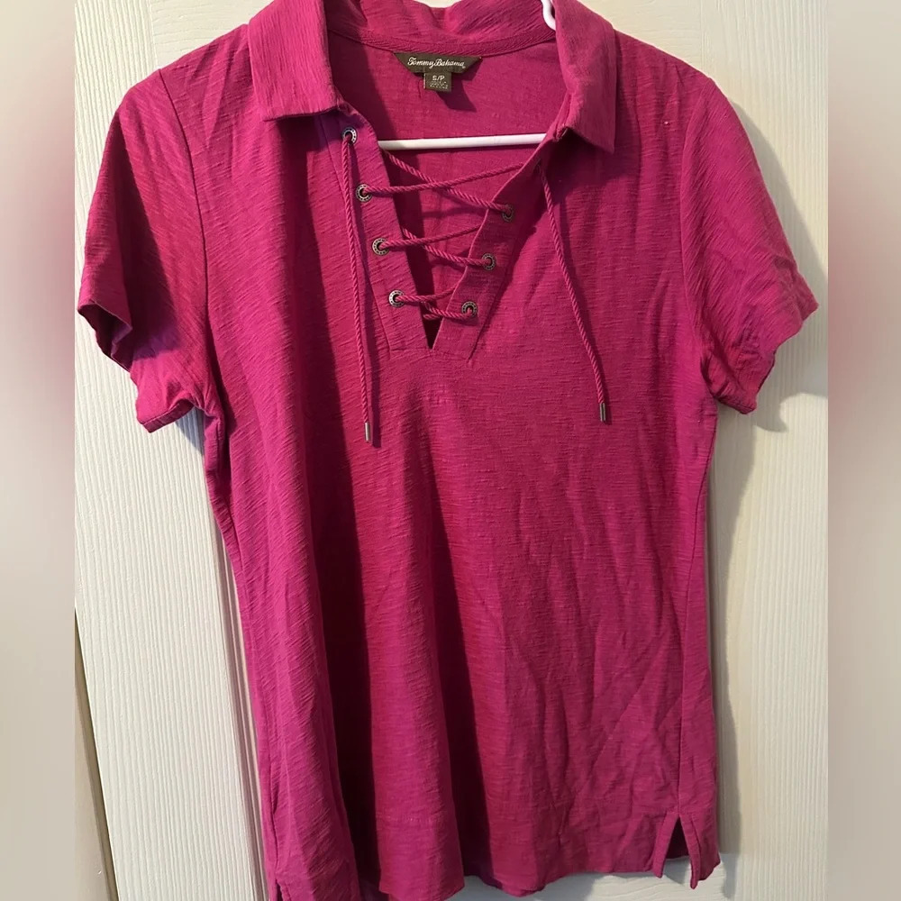 Tommy Bahama Size Small Petite Shirt Sleeve Laced Neckline Shirt